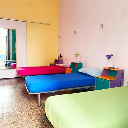 6 Small Rooms-3
